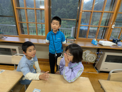 PXL_20251016_051707807